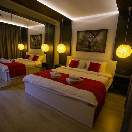 Hrodberht Ski Apartment Buşteni Eksteriør billede